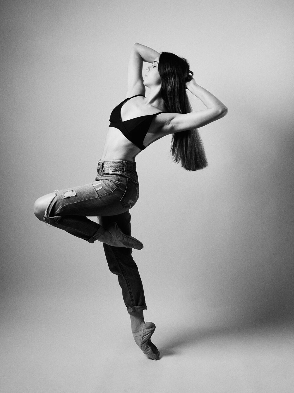 Chica bailando clásico