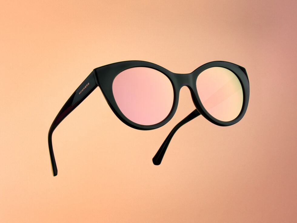 Gafas Hawkers de espejo flotando